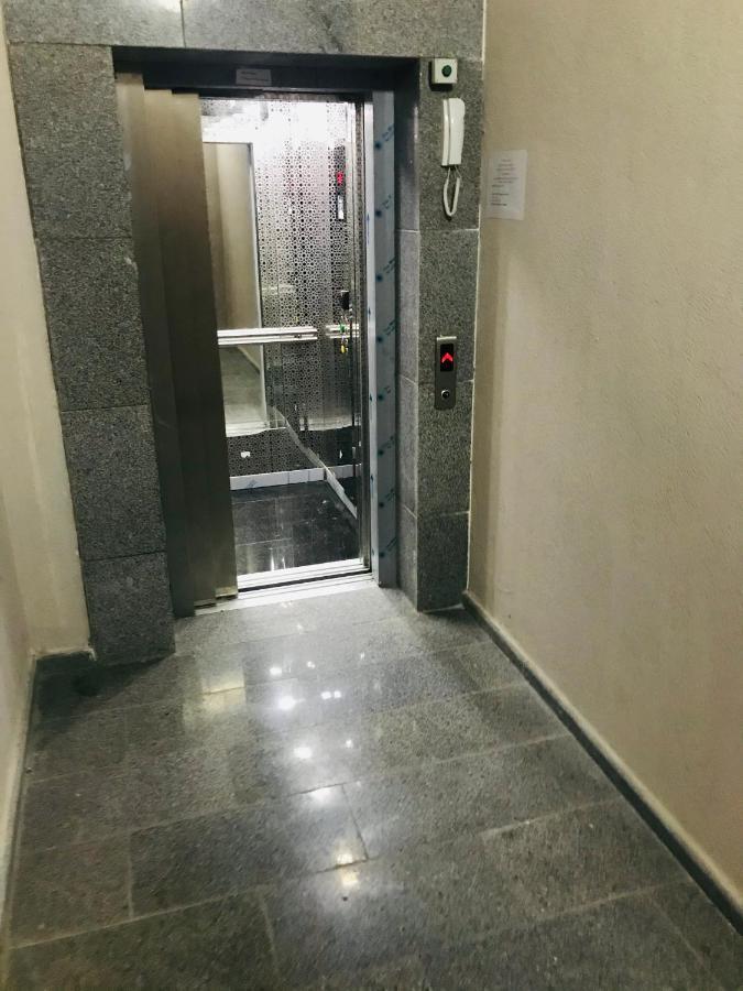 Downtown Batumi Apartment מראה חיצוני תמונה